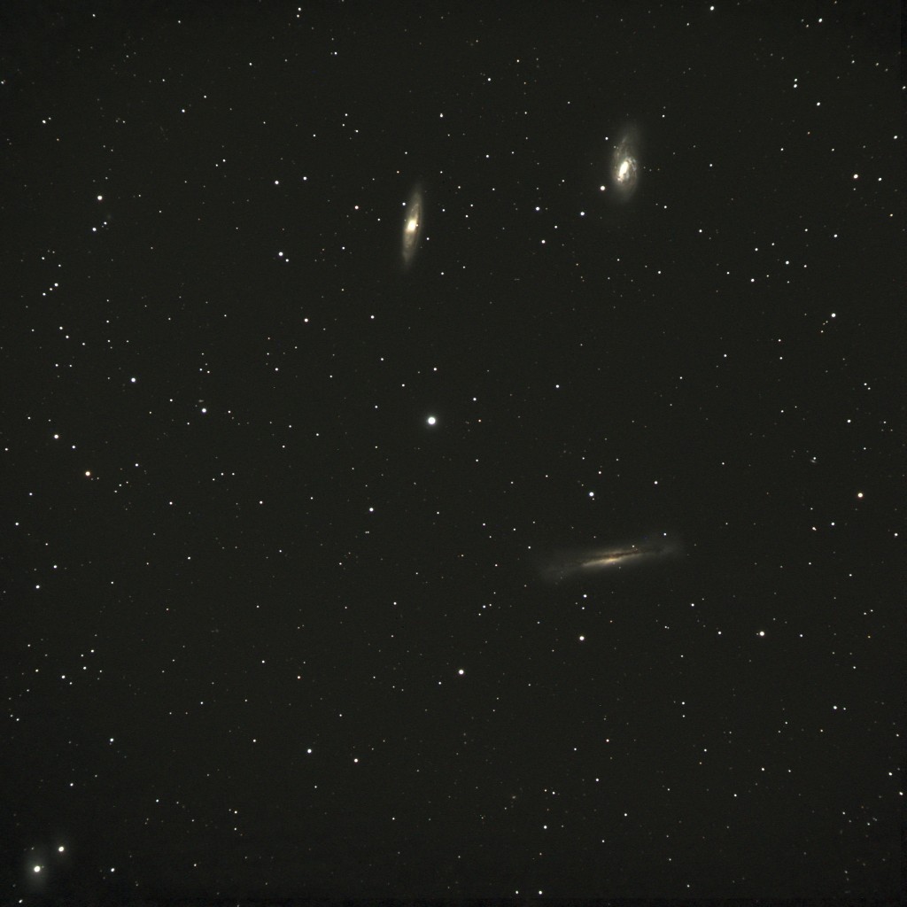 Three galaxies in Leo